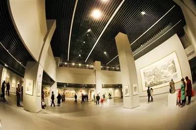 青海夏夜美術(shù)館 限時免費開放，點亮文化夜生活